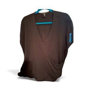 Black Eileen Fisher V-Neck Top with Pocket very pretty!